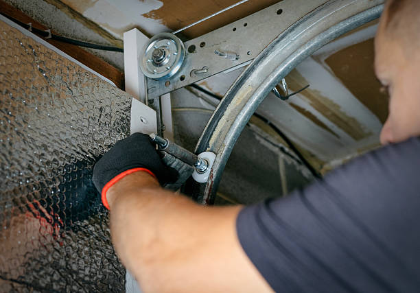 Affordable Garage Door Roller Replacement solutions in Sheboygan, WI